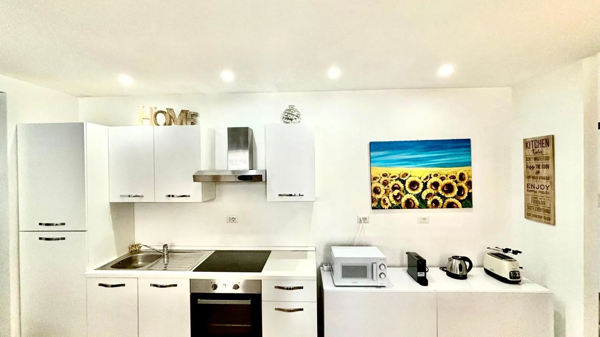 Appartamento Matilda House Eur 4 Posti Letto Roma 0*,  Italia
